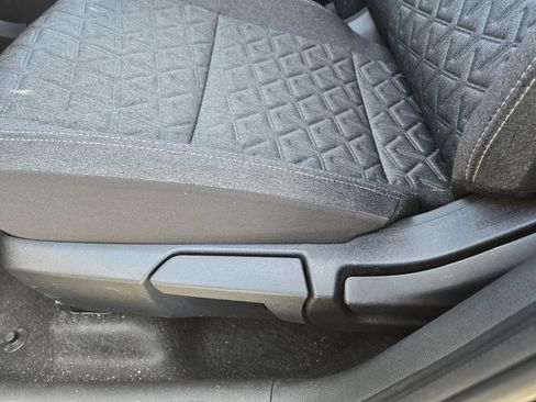 Certified 2025 Nissan Kicks SV w/ Illumination Package FWD image 13