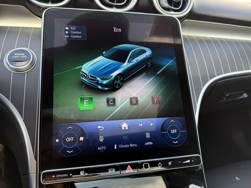 Used 2025 Mercedes-Benz C 300 Sedan image 10