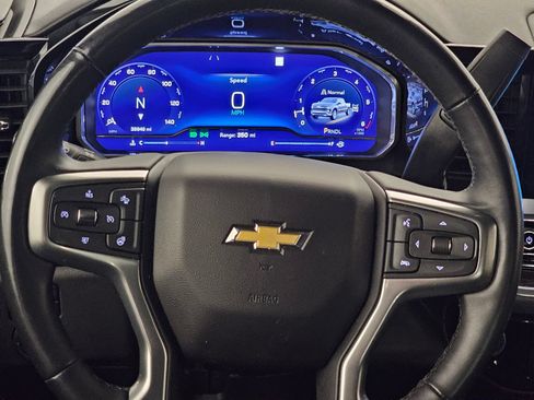 Used 2023 Chevrolet Silverado 1500 LT w/ Safety Package AWD/4WD image 10