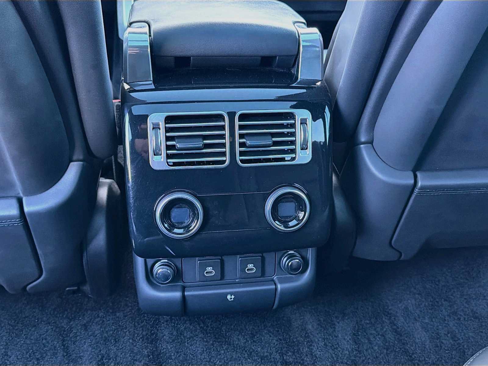 Certified 2022 Land Rover Range Rover Westminster Edition AWD/4WD image 18