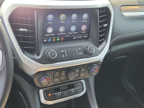 Used 2023 GMC Acadia SLE w/ Driver Convenience Package FWD image 13