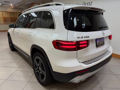 Certified 2026 Mercedes-Benz GLB 250 image 4