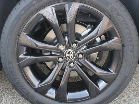 Used 2026 Toyota Sienna XSE image 35