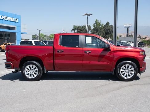 Used 2022 Chevrolet Silverado 1500 Custom w/ Safety Confidence Package RWD image 3
