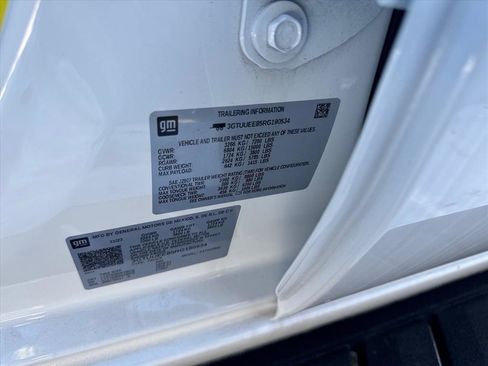 Used 2024 GMC Sierra 1500 AT4 w/ AT4 Premium Package image 32