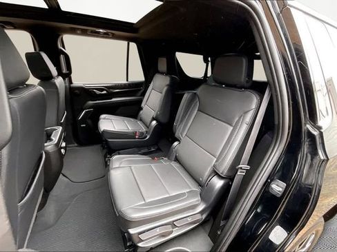 Used 2023 GMC Yukon Denali image 16