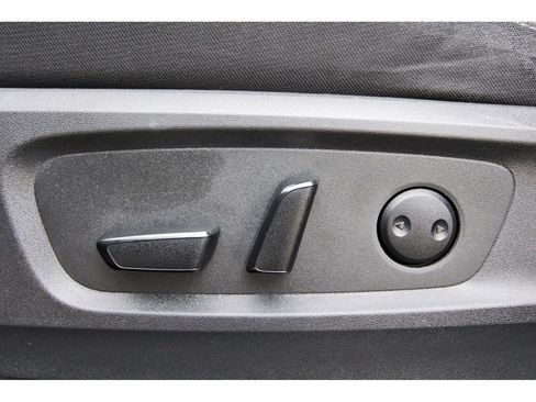 Used 2022 Nissan Pathfinder SV FWD image 27