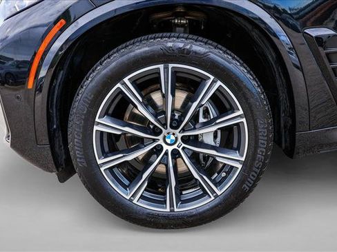 Used 2026 BMW X5 xDrive40i AWD/4WD image 9