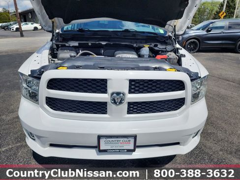 Used 2018 RAM 1500 Express AWD/4WD image 29