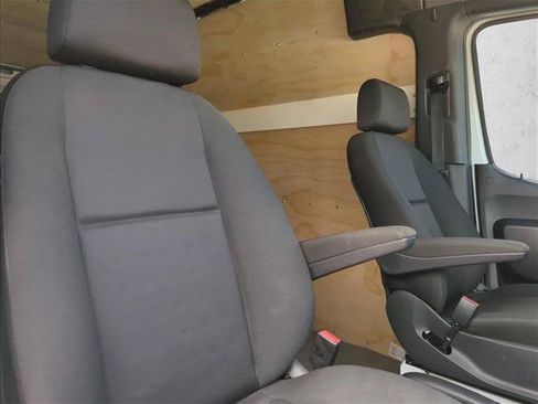 Used 2023 Mercedes-Benz Sprinter 2500 image 24