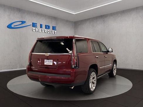 Used 2020 Cadillac Escalade Premium Luxury AWD/4WD image 15