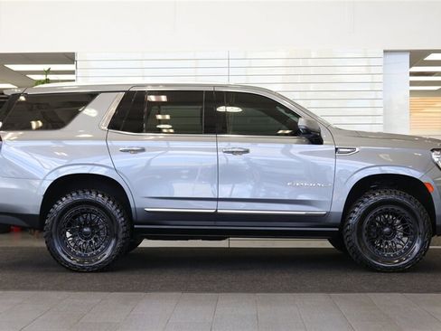 Used 2022 GMC Yukon Denali AWD/4WD image 5