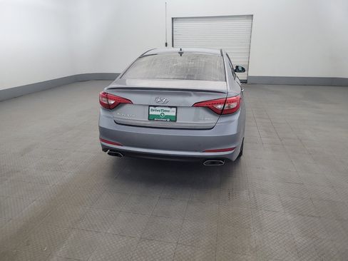 Used 2017 Hyundai Sonata Limited w/ Tech Package 03 FWD image 7