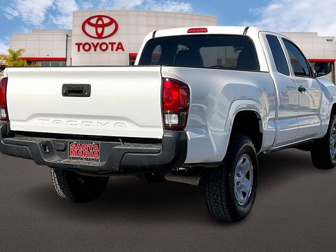 Used 2021 Toyota Tacoma SR image 11