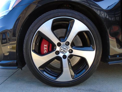 Used 2019 Volkswagen GTI S w/ Driver Assistance Package image 27