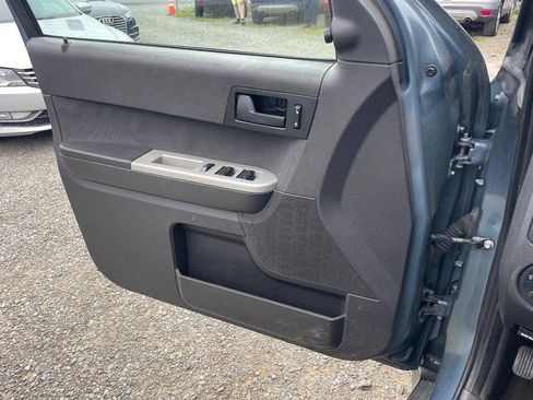 Used 2011 Ford Escape XLT FWD image 22