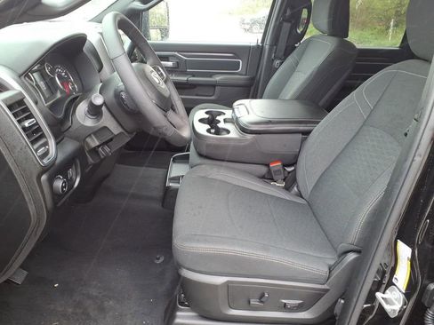Used 2026 RAM 2500 Big Horn AWD/4WD image 3