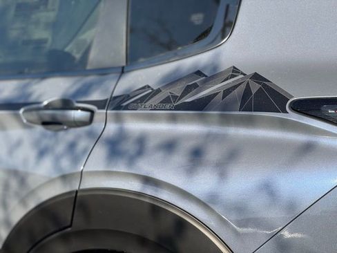 New 2026 Mitsubishi Outlander AWD image 13