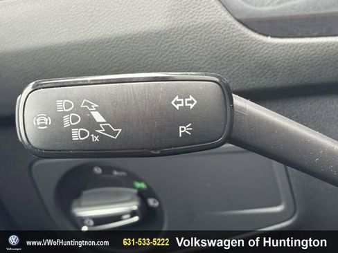 Certified 2023 Volkswagen Tiguan SE R-Line image 21