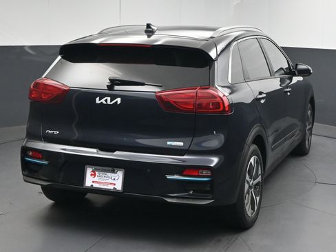 Used 2022 Kia Niro EX Premium image 8