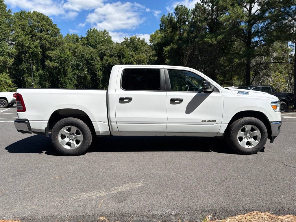 Used 2023 RAM 1500 Big Horn AWD/4WD image 5