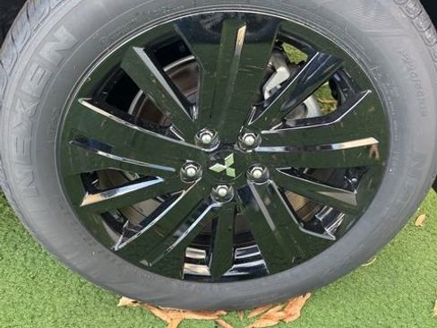 New 2025 Mitsubishi Outlander Sport ES image 17