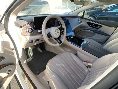 Used 2023 Mercedes-Benz EQS 450+ Sedan image 8