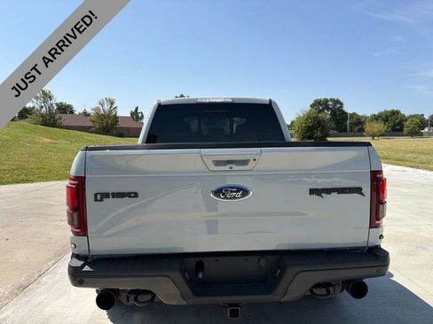 Used 2017 Ford F150 Raptor w/ Equipment Group 802A Luxury AWD/4WD image 6