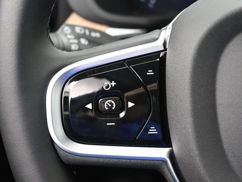 New 2026 Volvo XC60 T8 Plus w/ Protection Package Premier AWD/4WD image 11