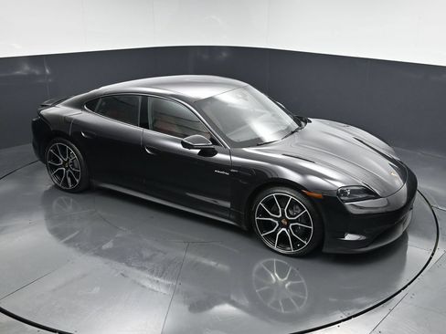 New 2025 Porsche Taycan AWD/4WD image 22