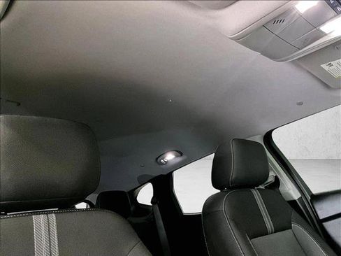 Used 2024 Chevrolet Blazer LT FWD image 17