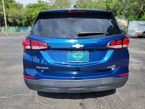 Certified 2022 Chevrolet Equinox LS w/ LS Convenience Package FWD image 6