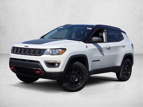 Used 2019 Jeep Compass Trailhawk image 1