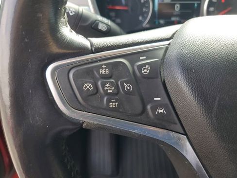 Used 2018 Chevrolet Equinox Premier image 11