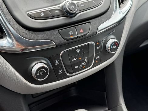 Used 2024 Chevrolet Equinox LS w/ LS Convenience Package FWD image 21