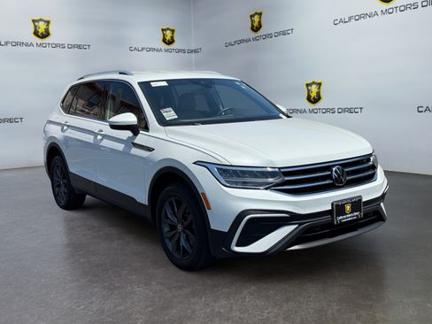 Used 2023 Volkswagen Tiguan SE FWD image 7