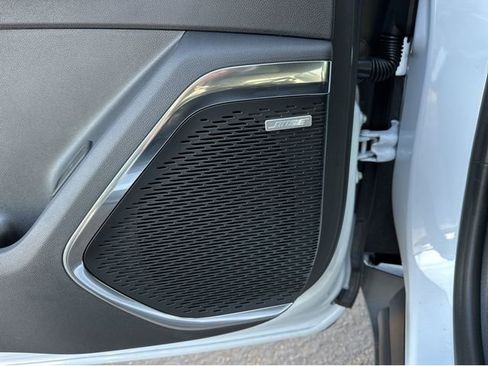 New 2026 GMC Acadia Elevation w/ Elevation Premium Package FWD image 32