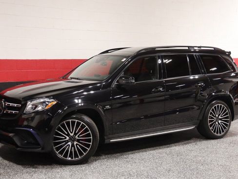 Used 2019 Mercedes-Benz GLS 63 AMG 4MATIC w/ AMG Night Styling Package image 18
