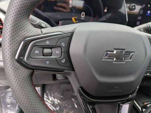 New 2026 Chevrolet Trax RS w/ Sunroof Package FWD image 15