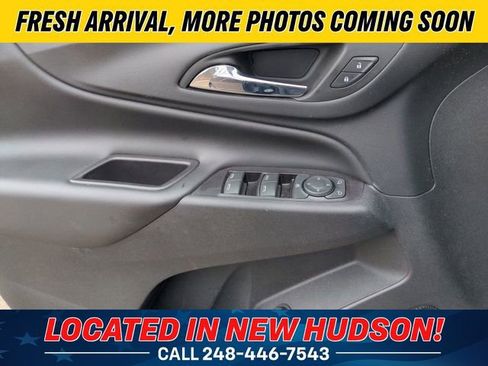 Used 2019 Chevrolet Equinox LT w/ Driver Convenience Package FWD image 23