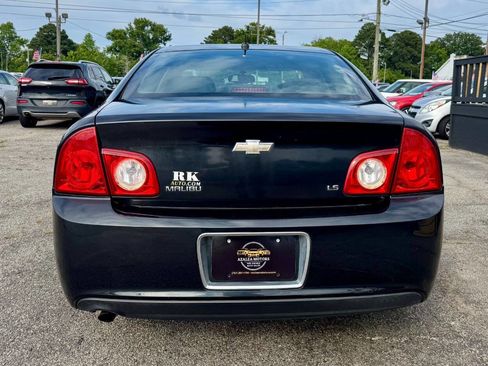 Used 2009 Chevrolet Malibu LS FWD image 4
