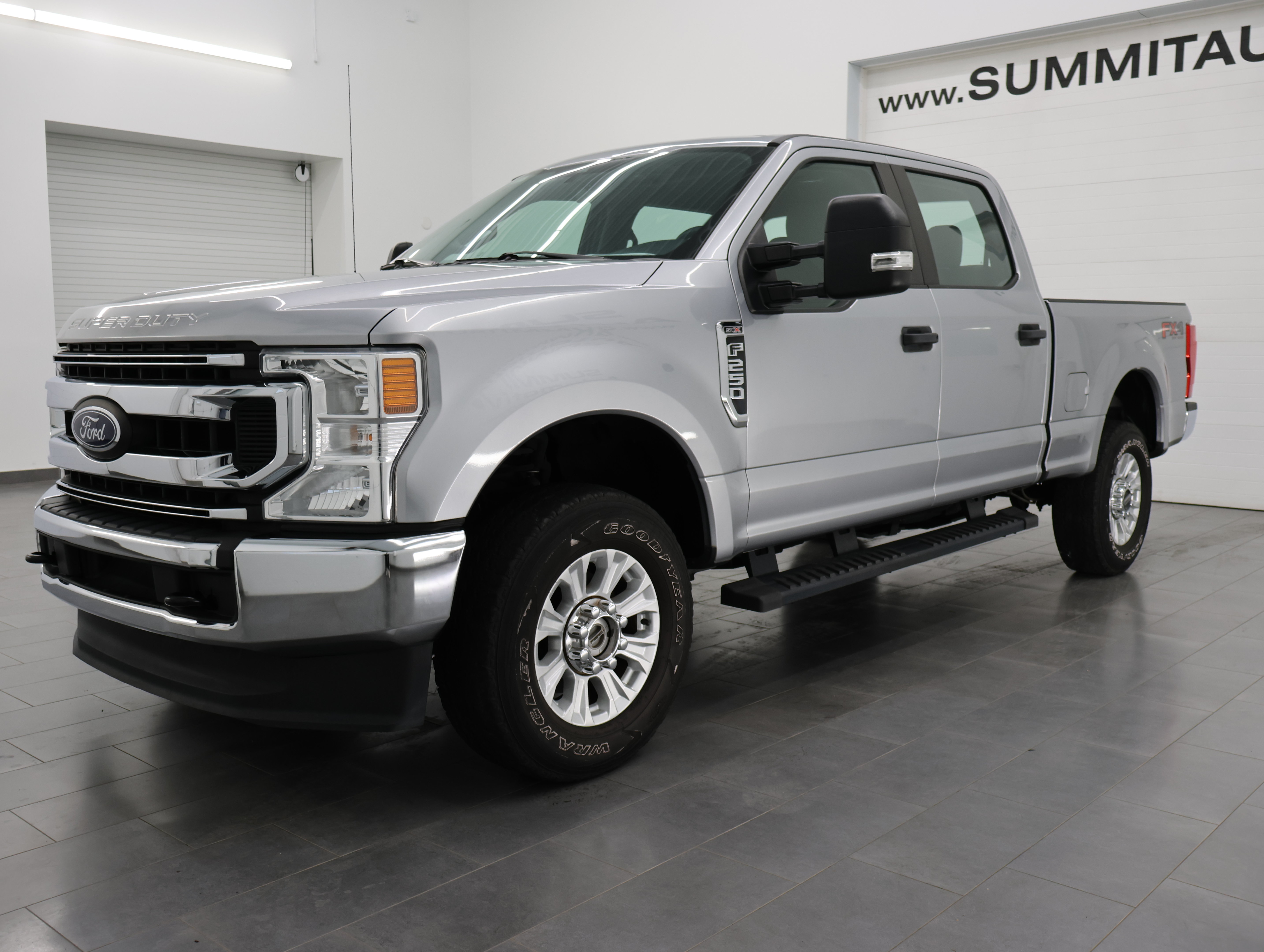 Used 2020 Ford F250 XL w/ STX Appearance Package AWD/4WD image 7