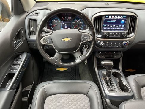 Used 2018 Chevrolet Colorado Z71 image 12