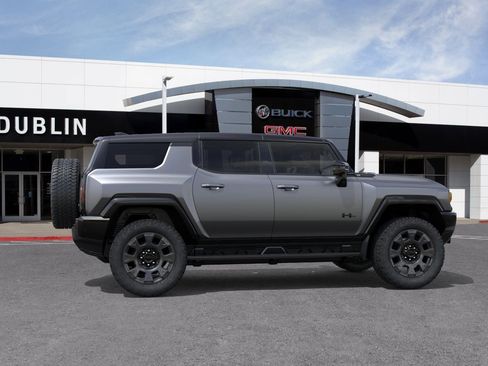 New 2026 GMC Hummer EV 3X w/ Carbon Fiber Edition Package image 3