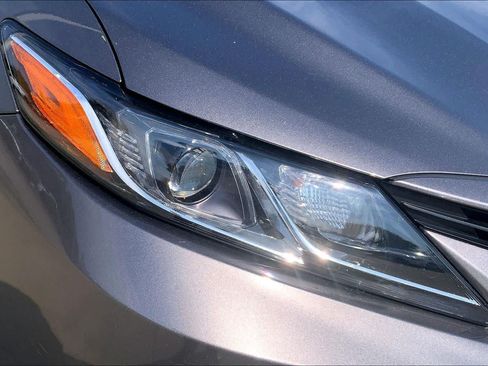 Used 2024 Toyota Camry LE w/ Convenience Package FWD image 26