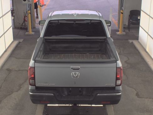 Used 2017 Honda Ridgeline RTL-T image 8