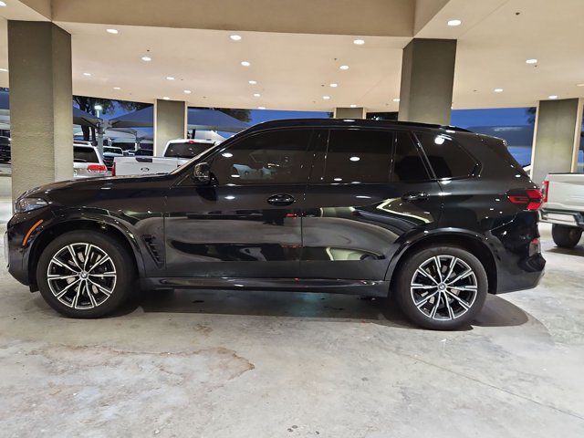 Used 2024 BMW X5 sDrive40i w/ M Sport Package RWD image 8