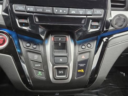 Used 2023 Honda Odyssey Elite image 19