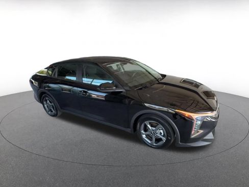 Used 2026 Kia K4 FWD image 2