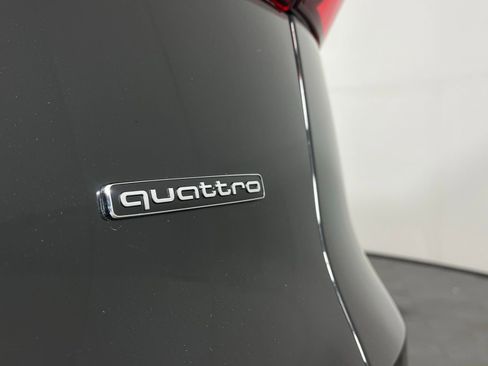 Certified 2025 Audi Q5 Premium Plus w/ Premium Plus image 9